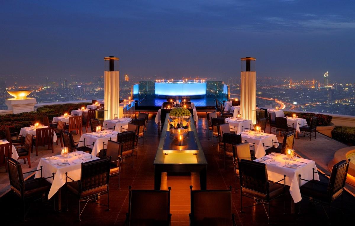 10 Restaurants With the Most Amazing Views in the World