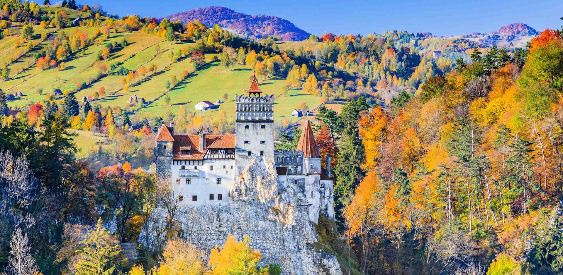 Best Fall Travel Destinations Around the World: 10 Places to See Autumn Colors