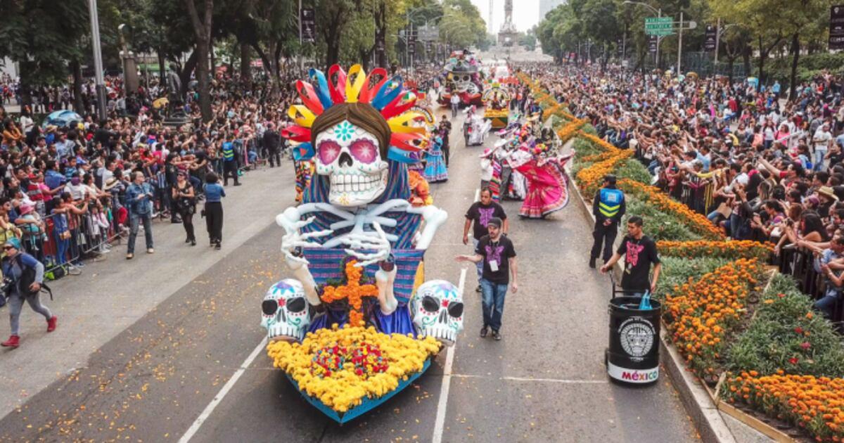 10 Bucket-List Festivals Around the World to Plan Your Vacation Around