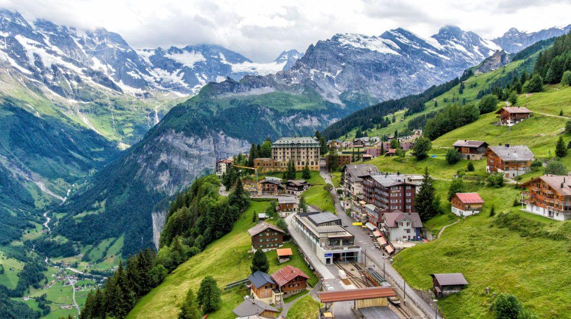 10 Most Photogenic Places in Switzerland 🇨🇭 | Mountains, Lakes & Villages