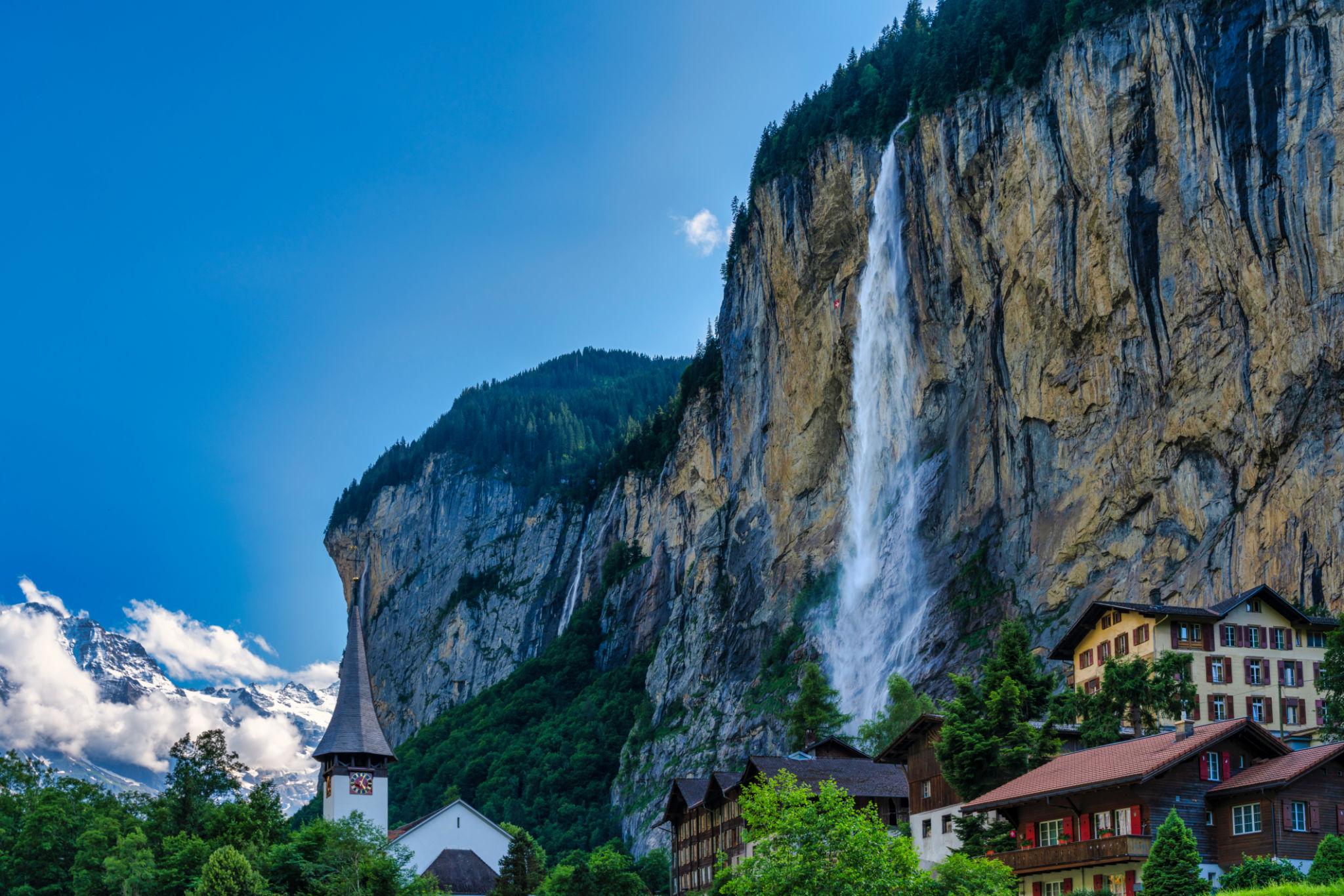 10 Most Photogenic Places in Switzerland 🇨🇭 | Mountains, Lakes & Villages