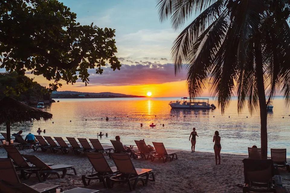 10 Best Photography Spots in Jamaica 🇯🇲 | Beaches, Waterfalls & Views