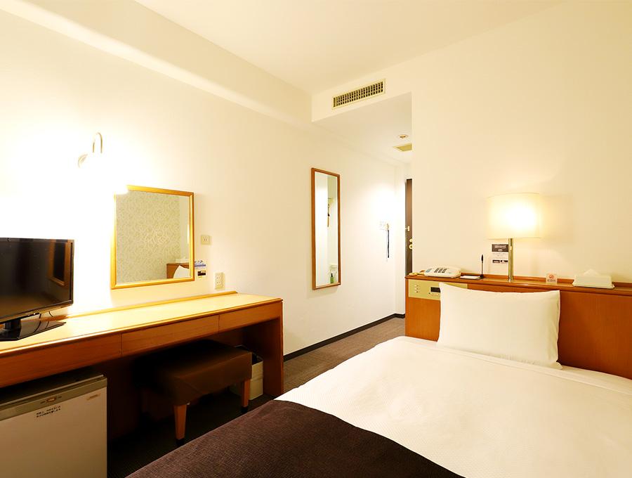 Smile Hotel Tokyo Ayase Ekimae Review: A Convenient Tokyo Hotel