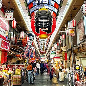 Best Street Food in Osaka: A Food Lover’s Guide to Japan’s Kitchen