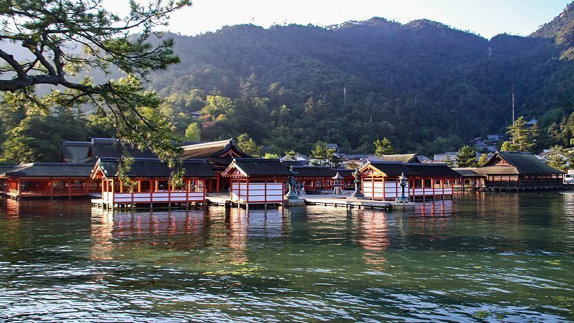 The Most Beautiful Shrines and Temples in Japan (A Traveler’s Guide)