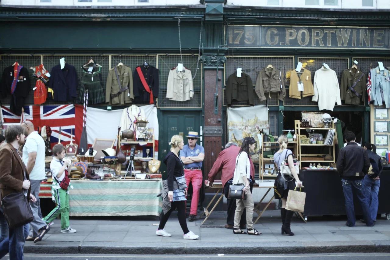 Swinging Sixties London: Best Retro Places to Visit in London