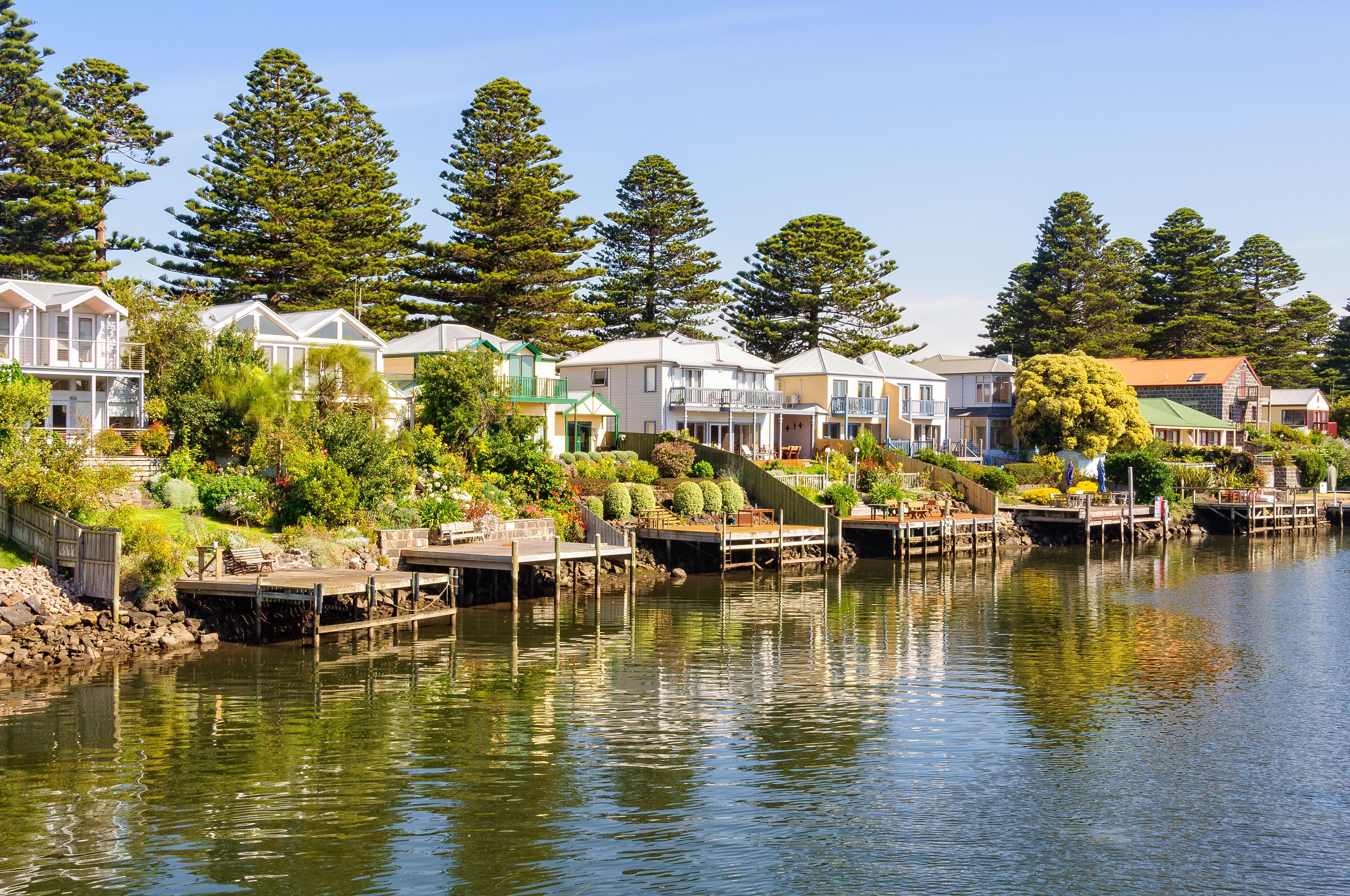 Retro Australia Road Trip: Vintage Towns, Motels & Classic Coastal Stops