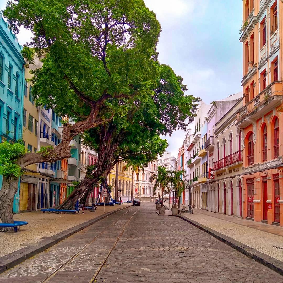 Retro Brazil: Vintage Neighborhoods, Music & Classic Brazilian Culture