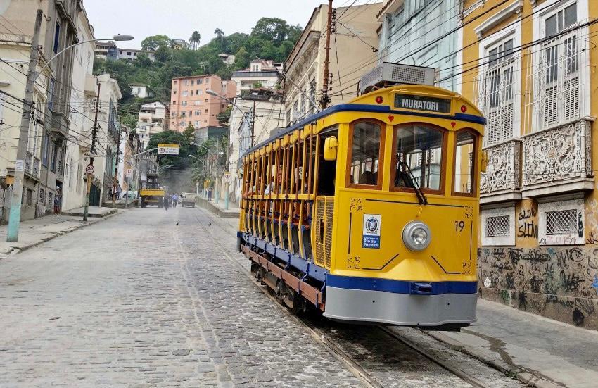 Retro Brazil: Vintage Neighborhoods, Music & Classic Brazilian Culture