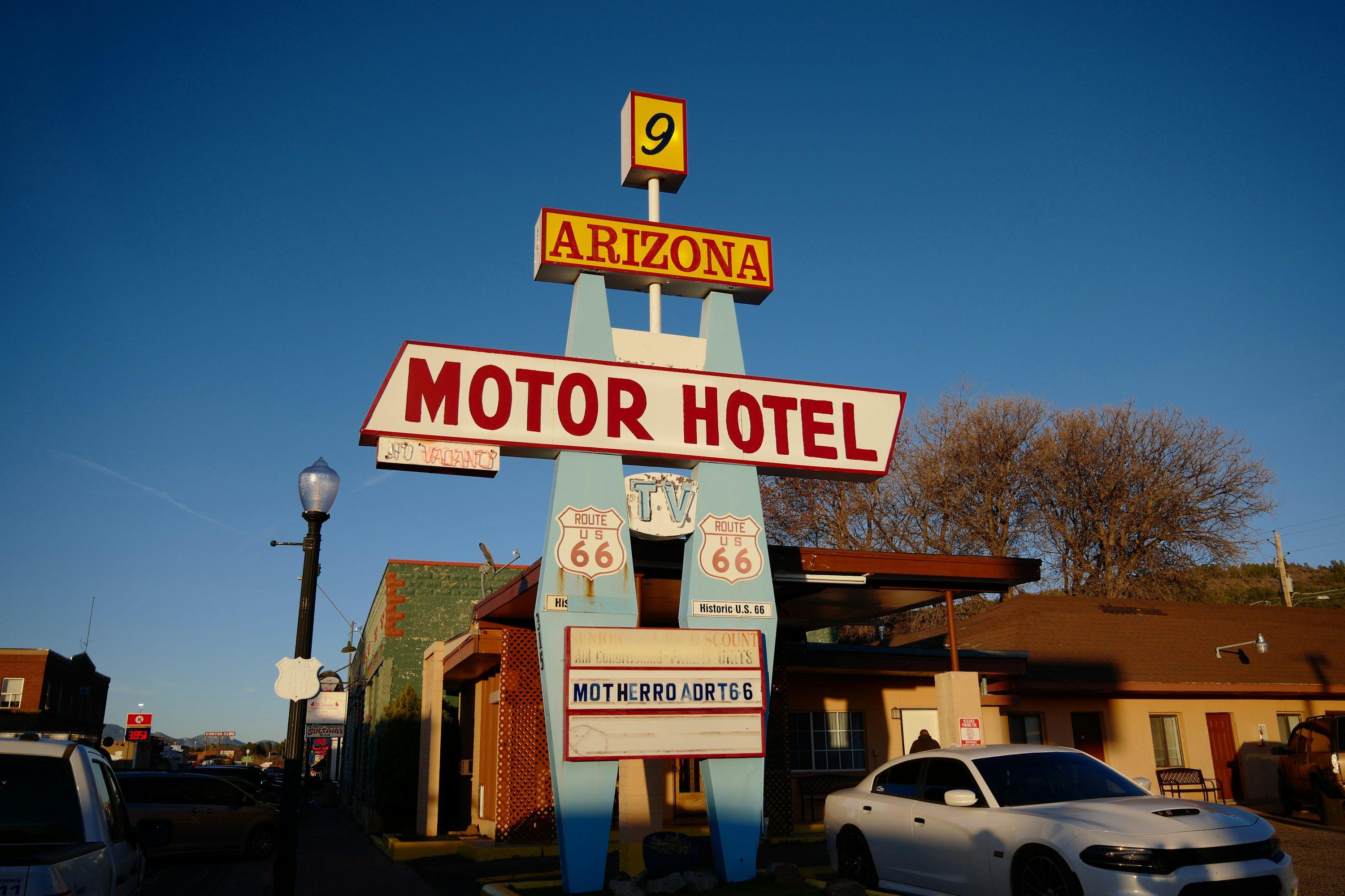 10 Retro Travel Destinations Around the World That Feel Frozen in Time