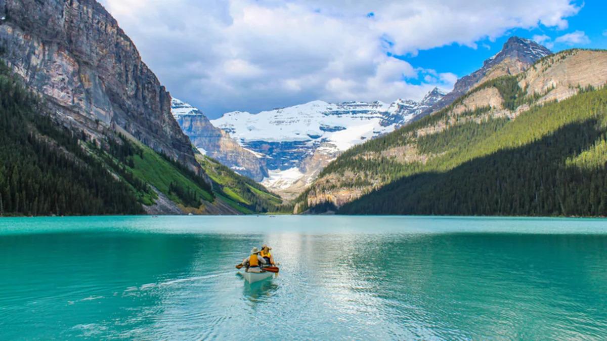 Canada Travel Budget 2026: Complete Cost Breakdown for Hotels, Food, Transport & Attractions