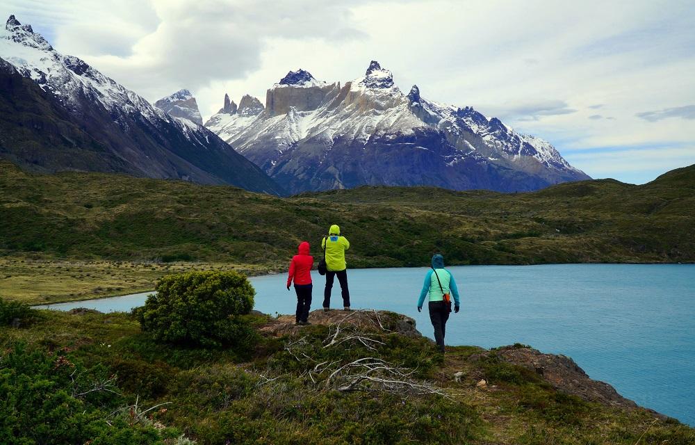10 Once-in-a-Lifetime Travel Experiences Worth Flying Around the World For