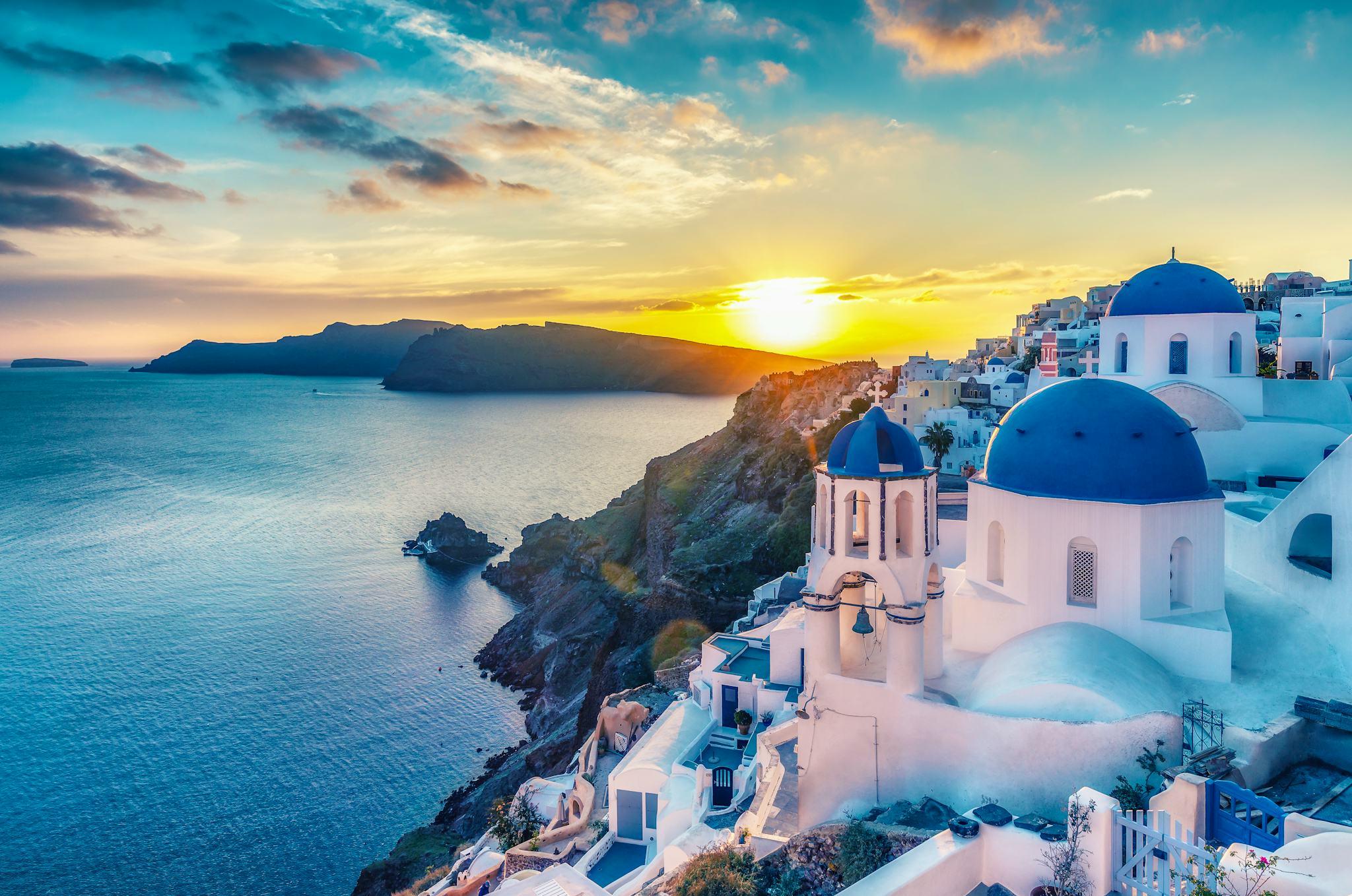 My Ultimate World Travel Bucket List: 10 Incredible Places I Have to Visit
