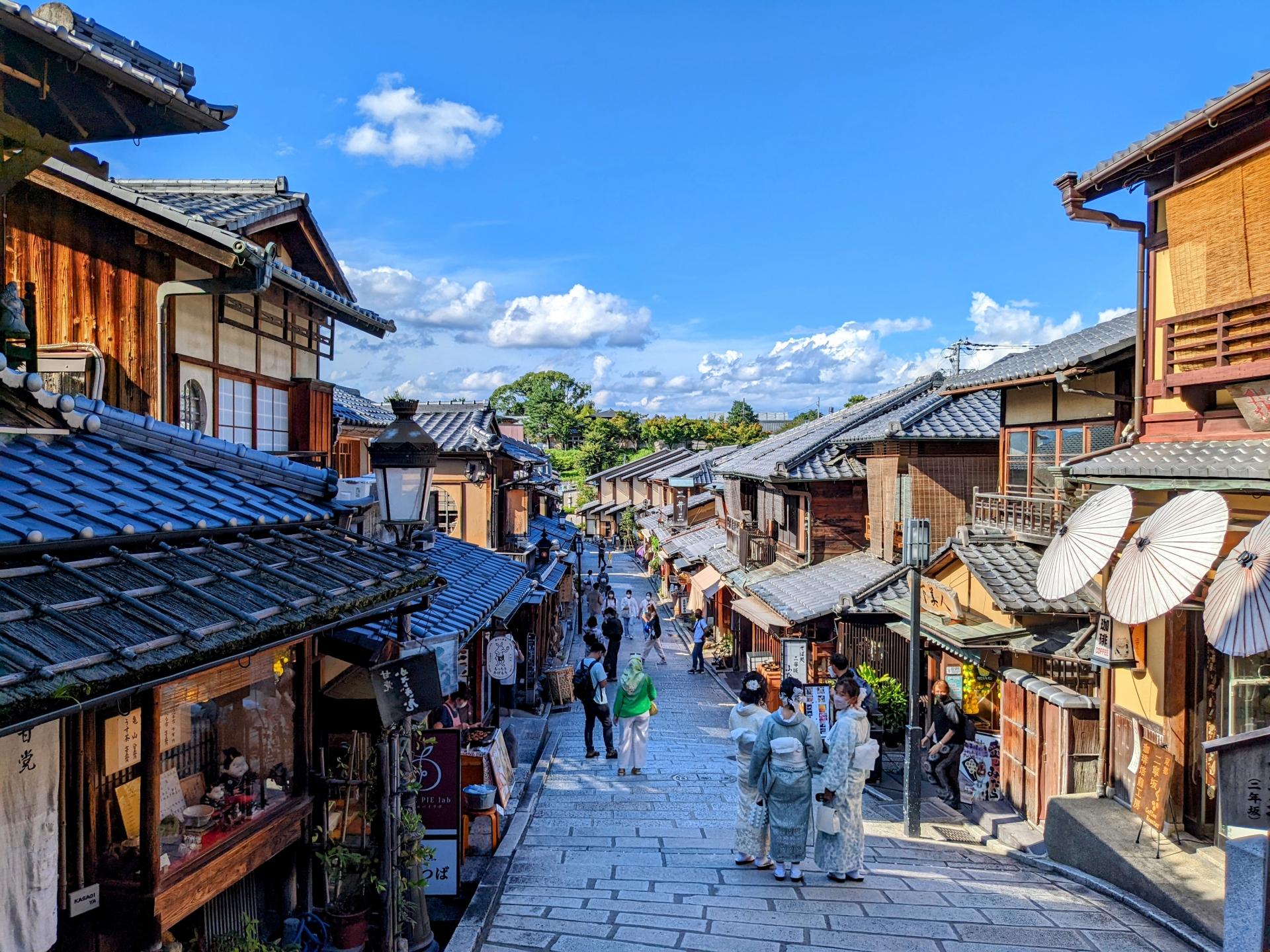 My Ultimate World Travel Bucket List: 10 Incredible Places I Have to Visit